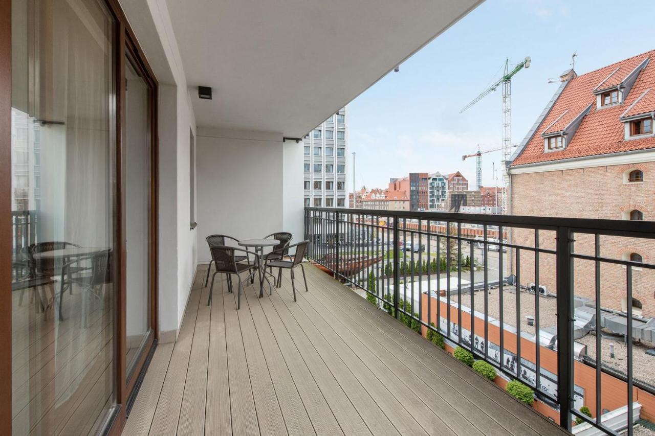 Grand Apartments Szafarnia 8 Гданск Екстериор снимка